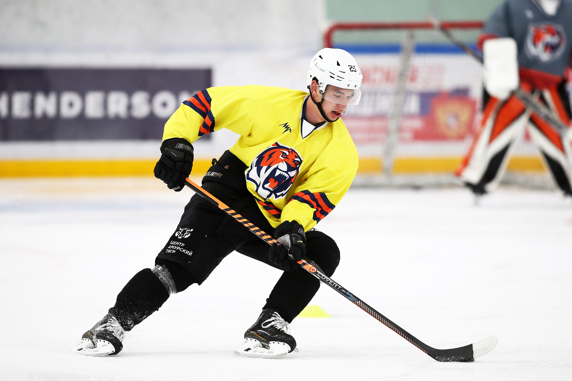 Александр Лазарев:  “Хочу помочь "Амурским Тиграм" и, конечно закрепиться в КХЛ”