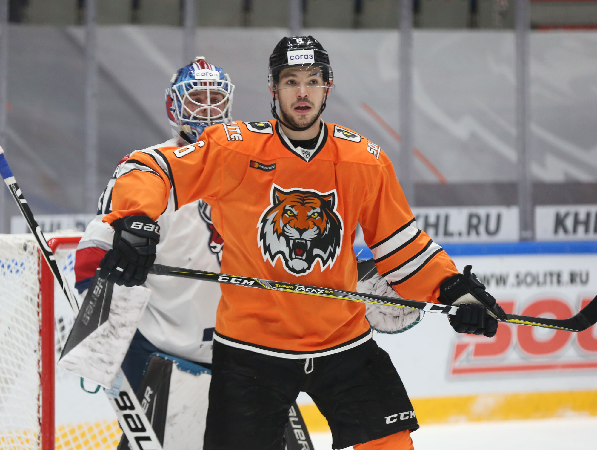 Хоккей амур сегодня счет кхл. Ярик Лихачев хоккеист Амур.